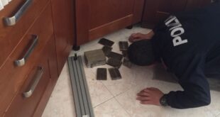 Caserta – Frazione San Clemente, nascondeva droga in cucina: arrestato