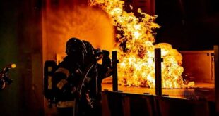 Capriati Volturno –  In fiamme cabina elettrica, intervengono pompieri e tecnici Enel