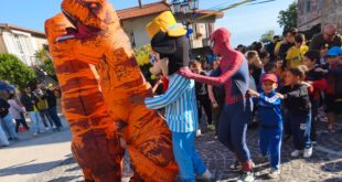 TORA E PICCILLI – Festa del “Ciao” per l’Azione Cattolica della Diocesi di Teano Calvi (il video)