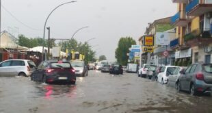 Capua – Piove, la città finisce sott’acqua. Tutto bloccato