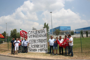 La protesta  di alcuni lavoratori della Centrale
